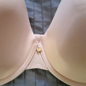 Underwire Bra. (NWOT)